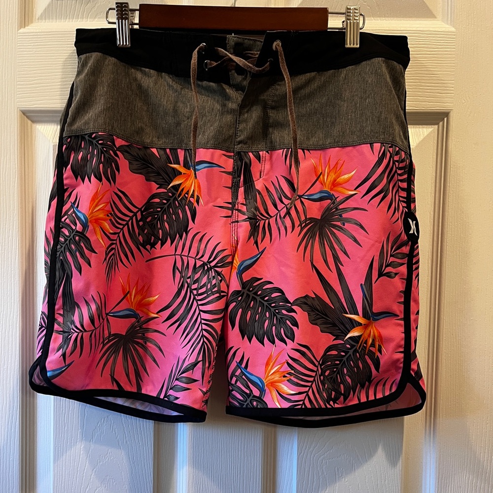 Hurley Pink and Black Tropical Men's Swim Trunks